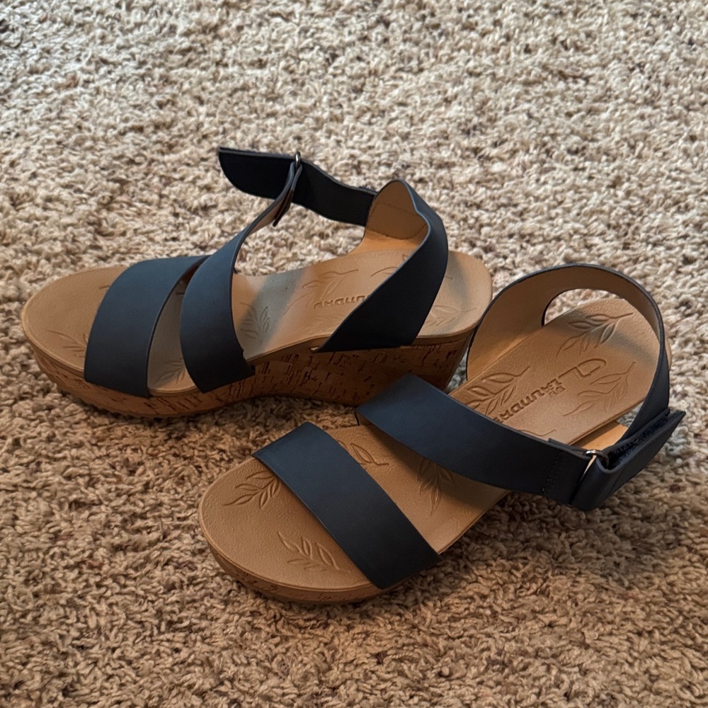 CL by Laundry Black Strappy Wedge Sandals with Cork-Style Platform